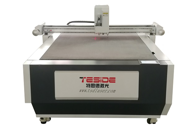 Máquina de corte têxtil automática de vestuário CNC CNC